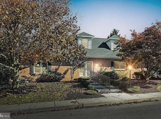 915 McCosh St, Hanover, PA 17331