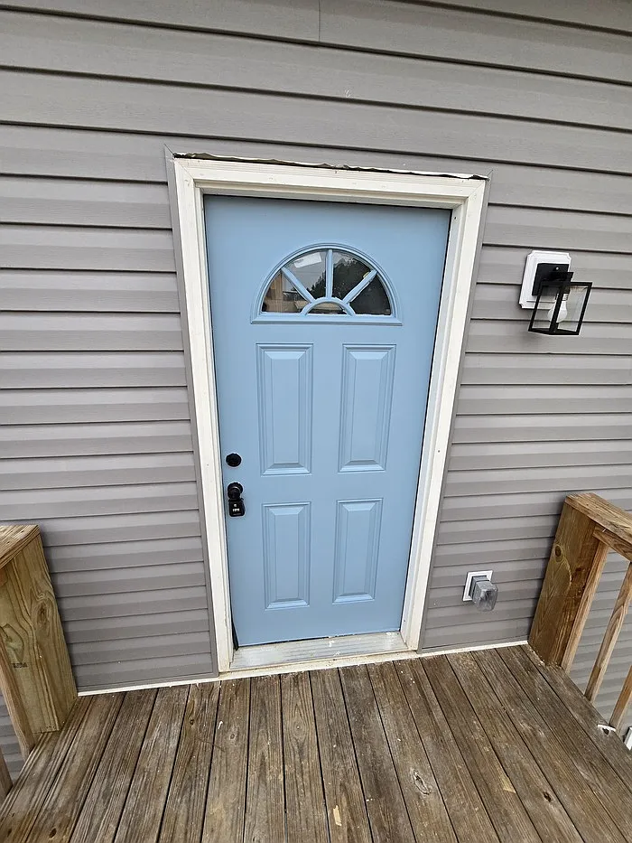 3 bed, 1.5 bath, 800 sqft, $1,195 — Photo 2