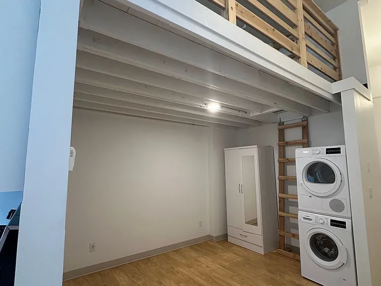Enger Lofts — Photo 28