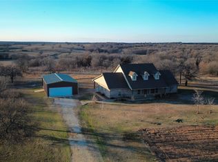 1214 Fm 1749, Forestburg, TX 76239