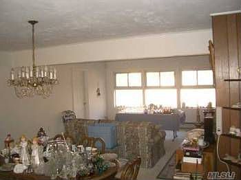 5th image of 75 Brittle Ln