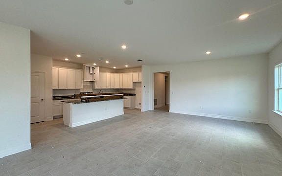 2nd image of 18172 Wintergarden Ave