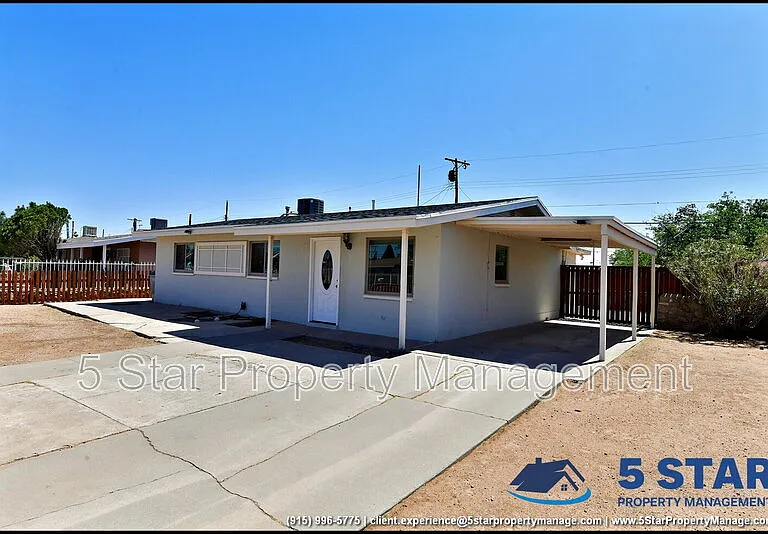 10324 Newport Dr — Photo 4