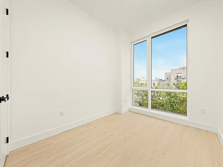733 Lincoln Pl #5507 — Photo 8