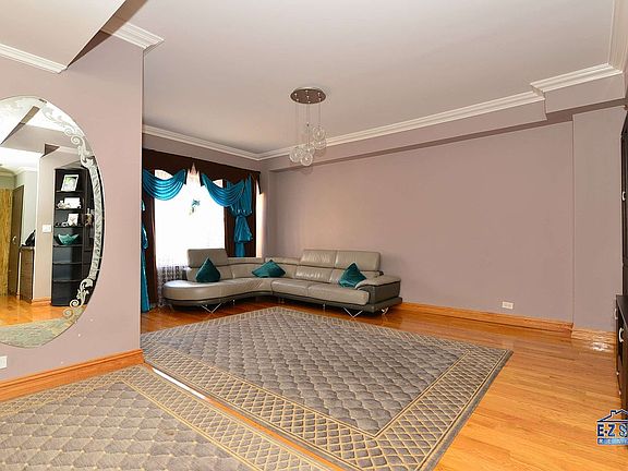 2nd image of 61-20 Grand Central Pkwy #1511