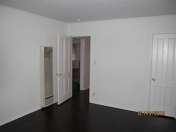 3rd image of 851 N Martel Ave