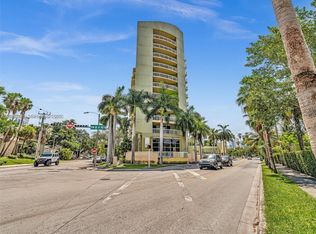816 NW 11th St APT 902, Miami, FL 33136