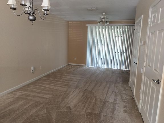 5th image of 1761 Stockton Dr
