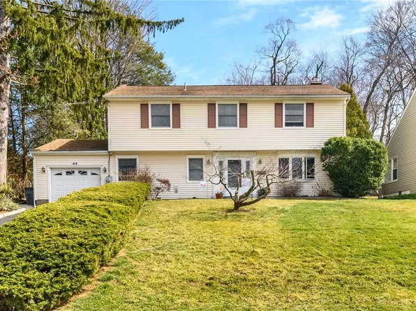 44 Valley View Terrace, Mount Kisco, NY 10549