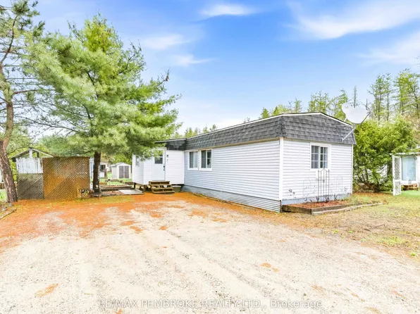 13 Nature Ln, Laurentian Hills, ON K0J 1J0