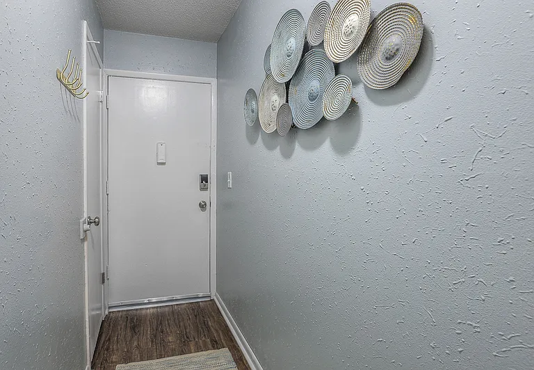 8325 Lowell Ave #4 — Photo 16