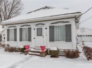 719 Newport Ave, Pawtucket, RI 02861