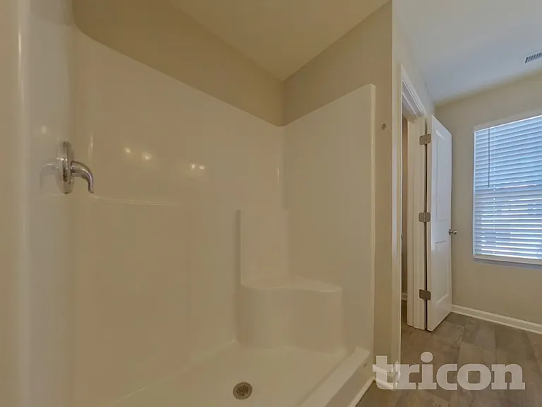 1076 Crescent Moon Loop Rd — Photo 7
