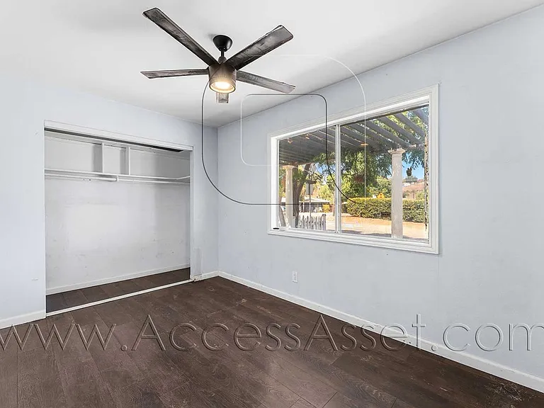 (*) Davis 402 — Photo 11