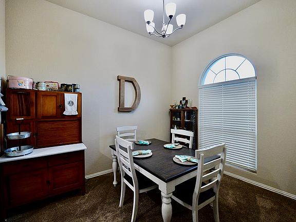 3rd image of 5613 Baca St