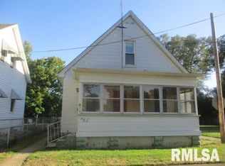 310 Franklin St, Pekin, IL 61554