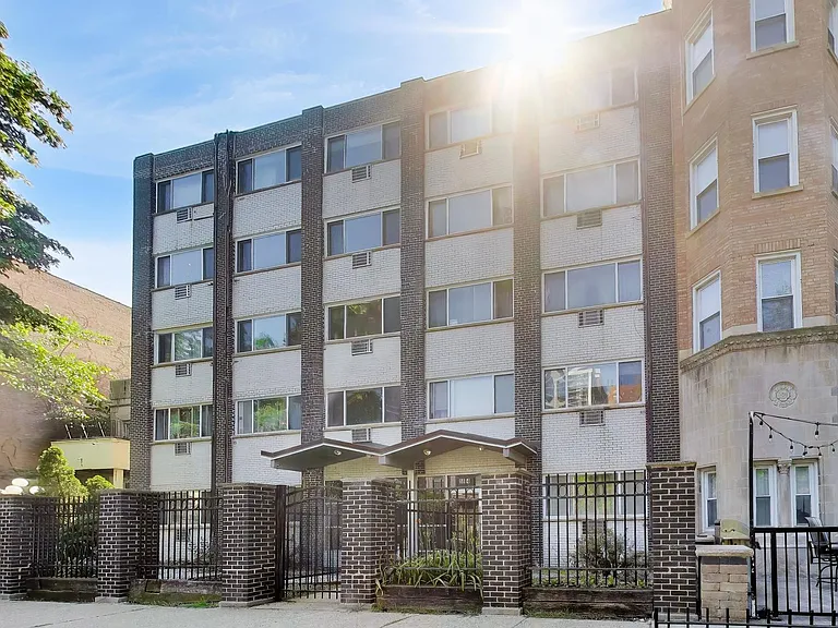 5854 N Kenmore Ave #4C — Photo 1