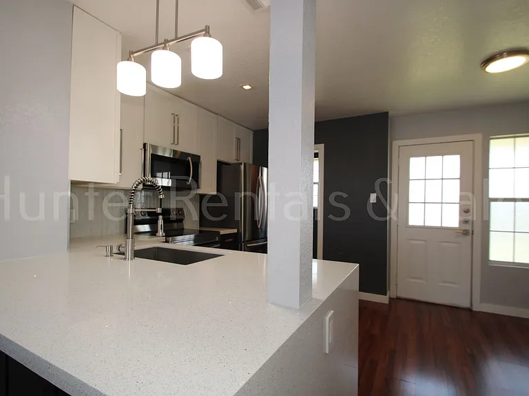 3802C Gus Dr — Photo 6