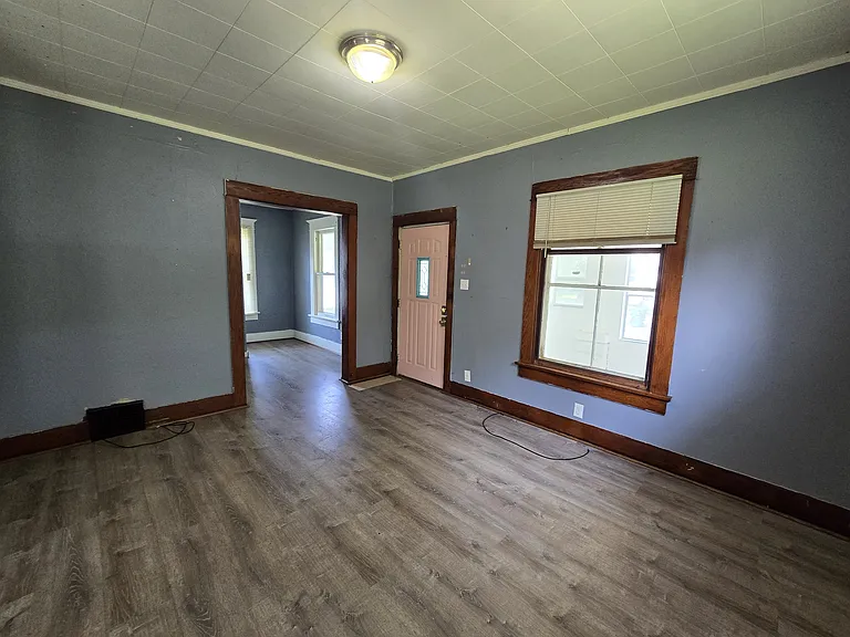 406 Gable St — Photo 4
