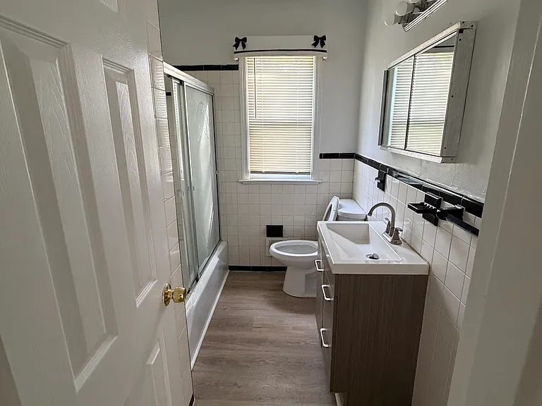 8421 Kalb Rd — Photo 14