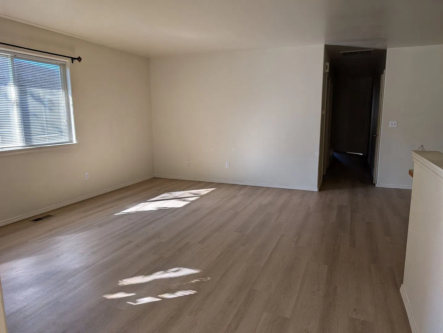 590 Lowell Court Sedro-Woolley, WA 98284 — Photo 3