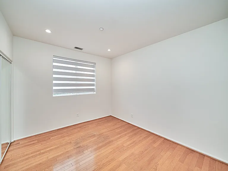 7455 Chanteclair Ct — Photo 31