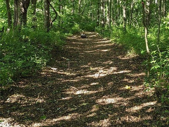 4th image of 3526 Starling Rd