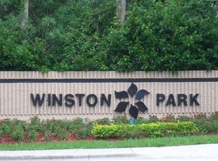 5622 NW 39th Ave, Coconut Creek, FL 33073