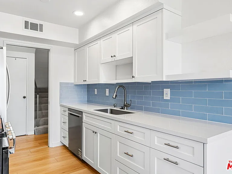 4311 Colfax Ave #223 — Photo 5