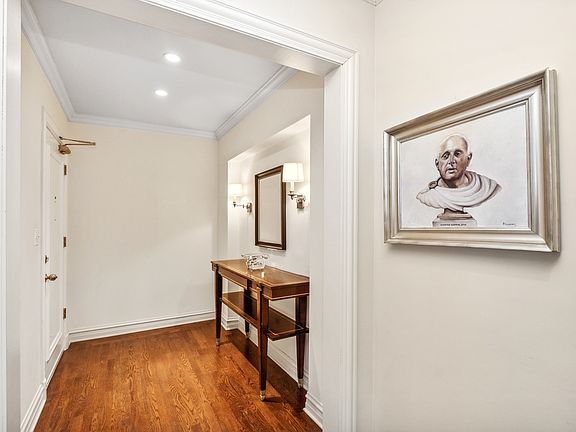 2nd image of 3400 N Lake Shore Dr APT 6C