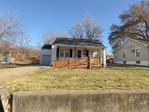 4th image of 2213 S Harvard Ave