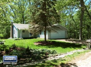 107 Healy Dr, Williams Bay, WI 53191