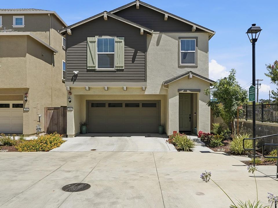 1st image of 898 Lake Park Cir