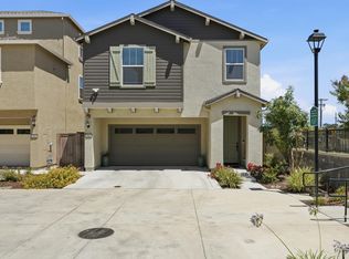 898 Lake Park Cir, Galt, CA 95632