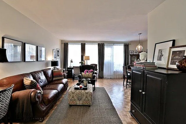 11 Shallmar Blvd — Photo 12