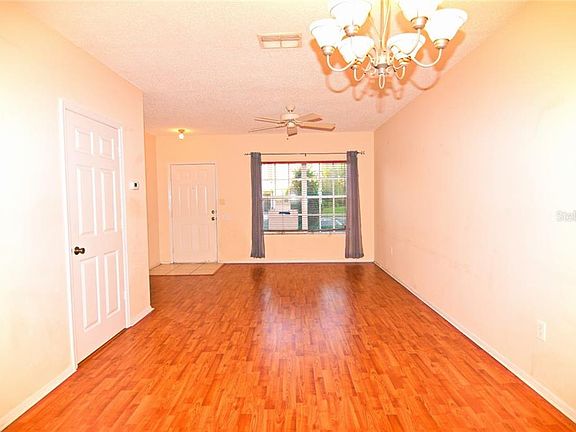 4th image of 12368 Berkeley Square Dr