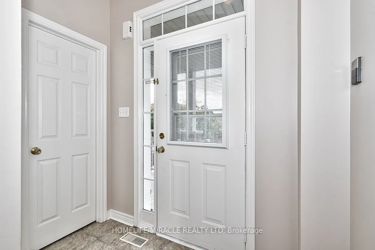 4 bed, $3,700 — Photo 3