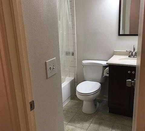 5th image of 1021 E 17th Ave APT M