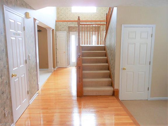 3rd image of 5546 Timber Creek Ln