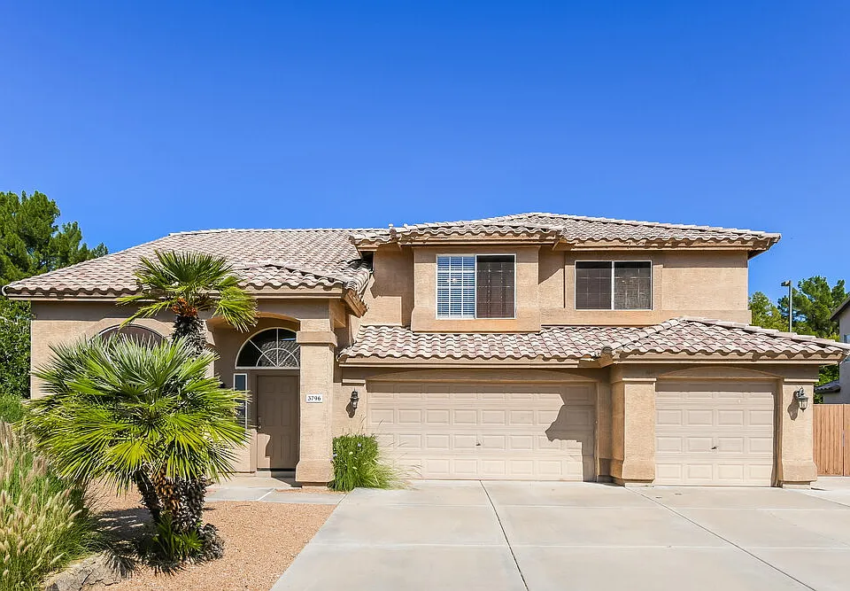 3796 E Leah Ln
