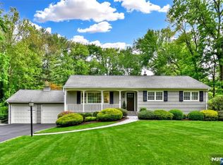 60 Dimmig Rd, Upper Saddle River, NJ 07458