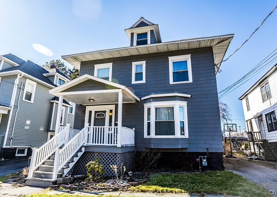 1st image of 204 Montrose Ave