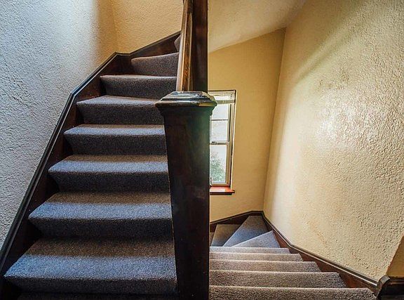 5th image of 4336 N Hermitage Ave APT 3W