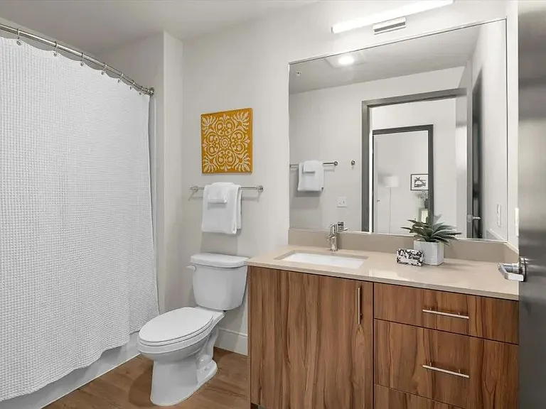Pivot Apartments — Photo 21