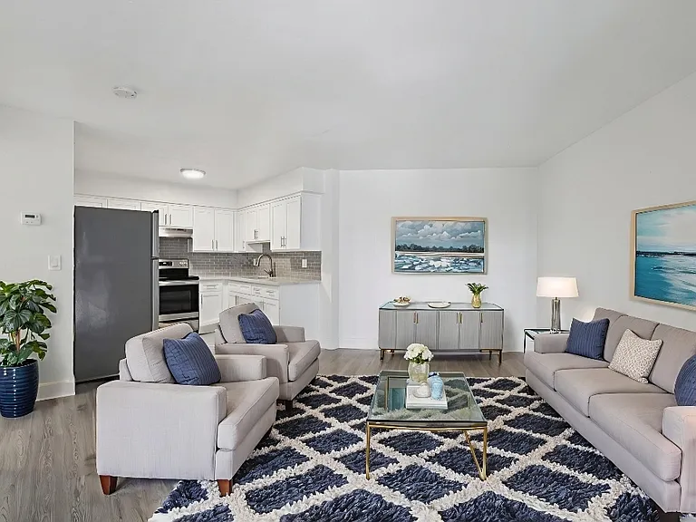 Copper Canyon Apartments — Photo 6