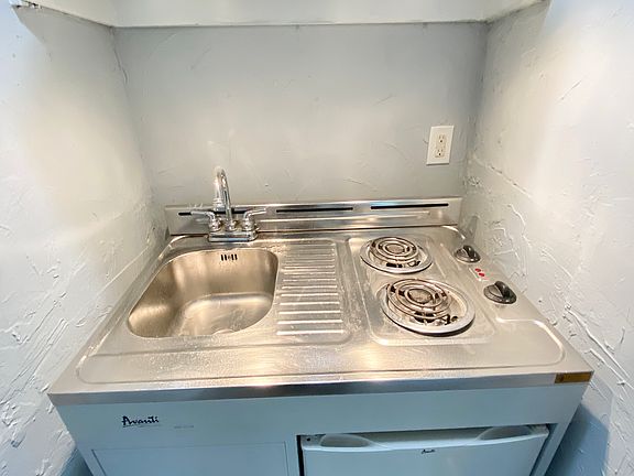 3rd image of 485 S Roxbury Dr #2