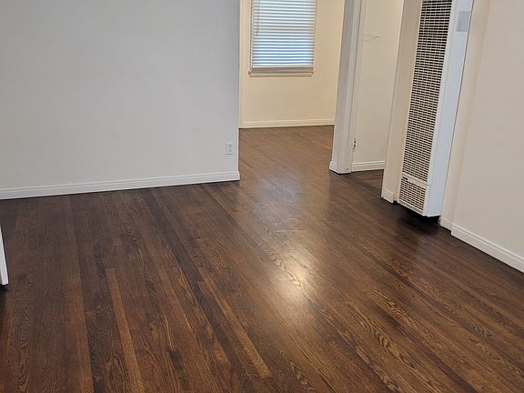5th image of 4460 Illinois St