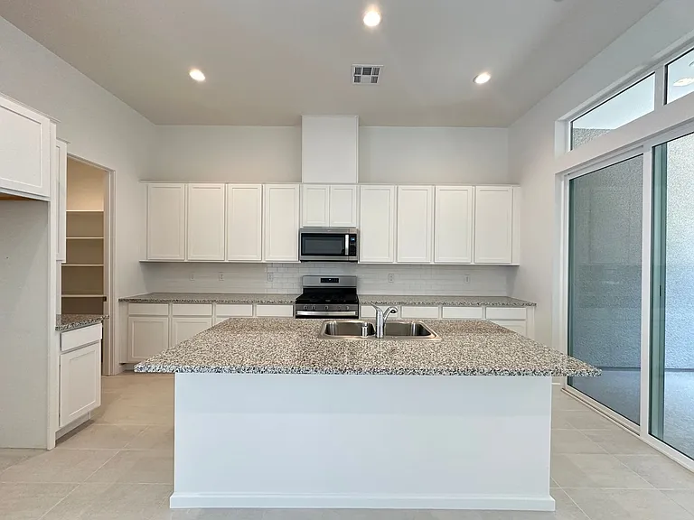 3331 Esker Ridge Ave — Photo 11