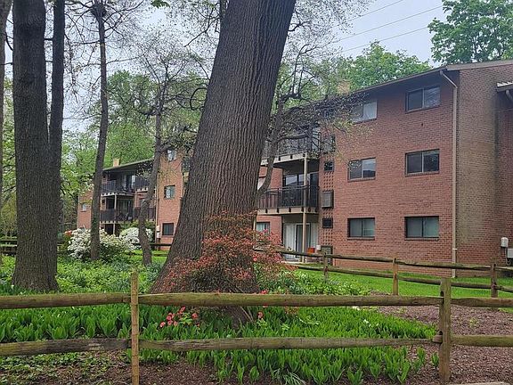 3rd image of 7354 Lee Hwy Unit 104
