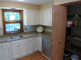 157 Countryview Dr, Mc Kees Rocks, PA 15136